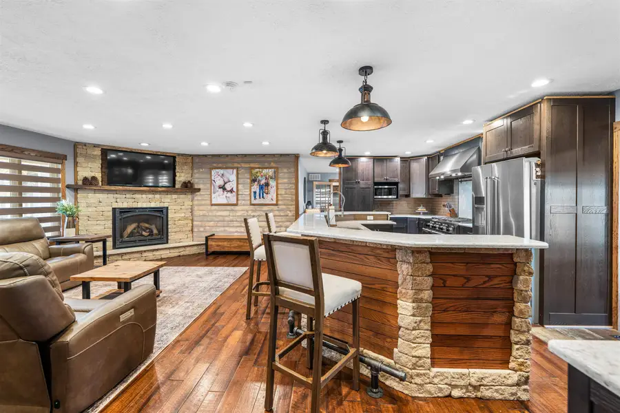 1064 E Lapsley Rd, Assaria, KS 67416 - #3