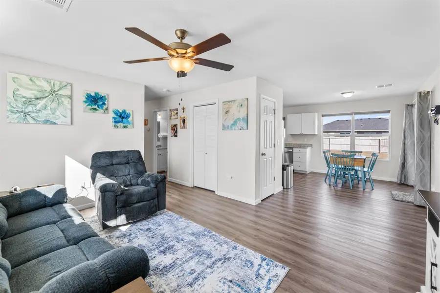 1133 Nautical Dr, Salina, KS 67401 - #3