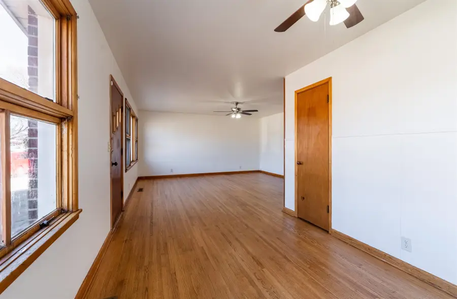 1217 E Fortuna St, Wichita, KS 67216 - #2