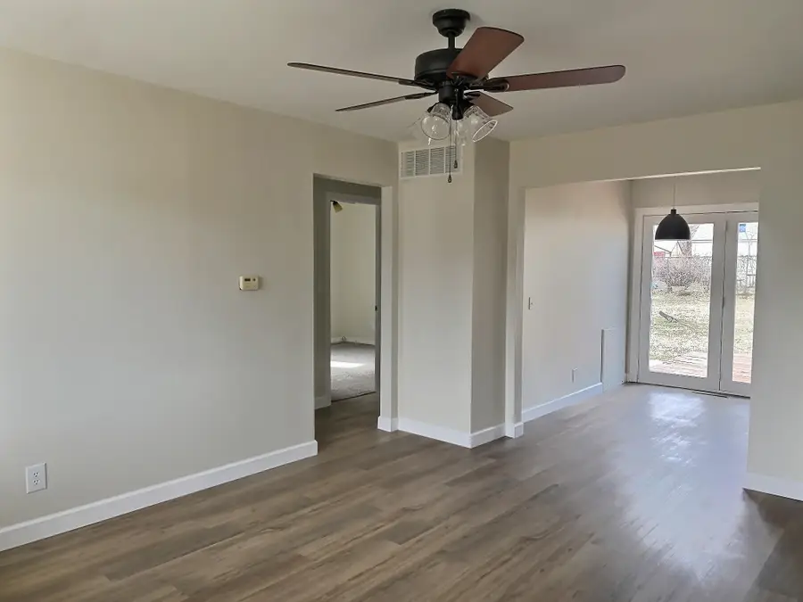 157 S Turkle, Haysville, KS 67060 - #3