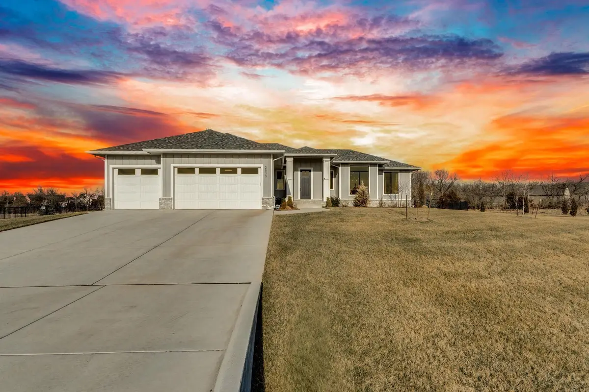 2830 E Kay St, Derby, KS 67037 - #1