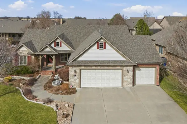 2533 N Loch Lomond Ct, Wichita, KS 67228