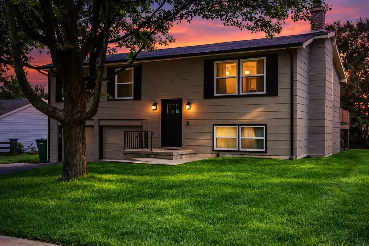 219 Pioneer, Mulvane, KS 67110 - #1