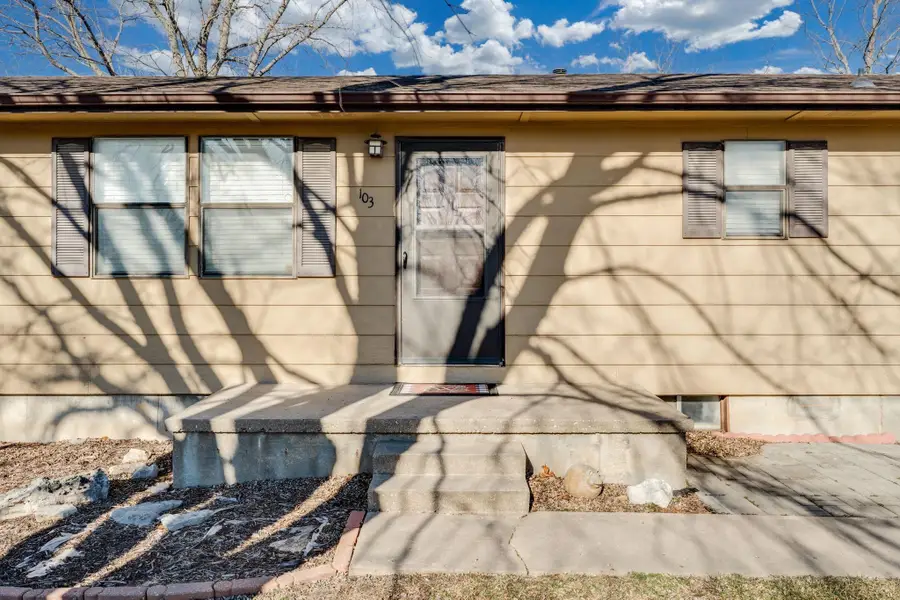 103 E Eric Dr, Walton, KS 67151-8827 - #2