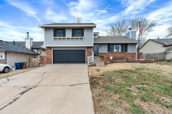 501 E Tall Tree Rd, Derby, KS 67037