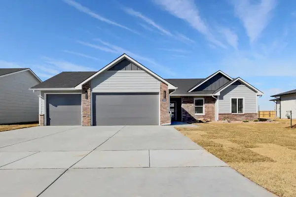 596 W Long Path Ct, Goddard, KS 67052