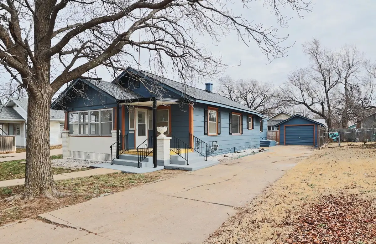 518 N High St, El Dorado, KS 67042 - #1