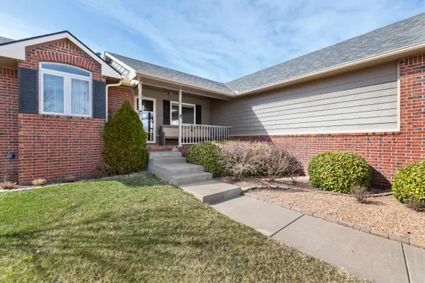 8305 E Old Mill St, Wichita, KS 67226