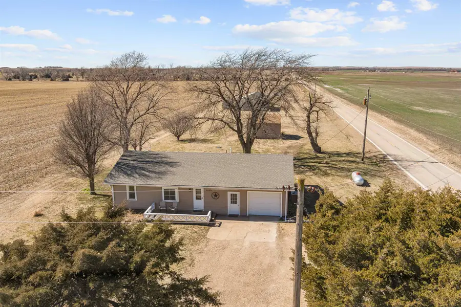 1808 S Lightville Rd, Salina, KS 67401 - #2