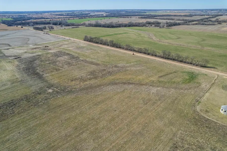 10088 N 127th St E, Valley Center, KS 67147 - #2