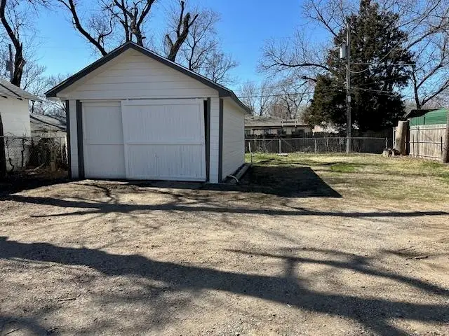 505 S Meridian Ave, Wichita, KS 67213 - #3