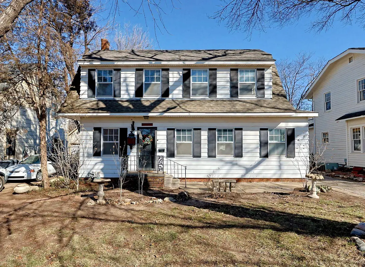 418 S Roosevelt St, Wichita, KS 67218 - #1