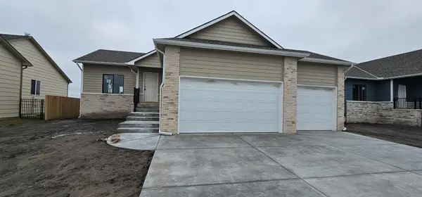 1540 E Midway Ct., Valley Center, KS 67147