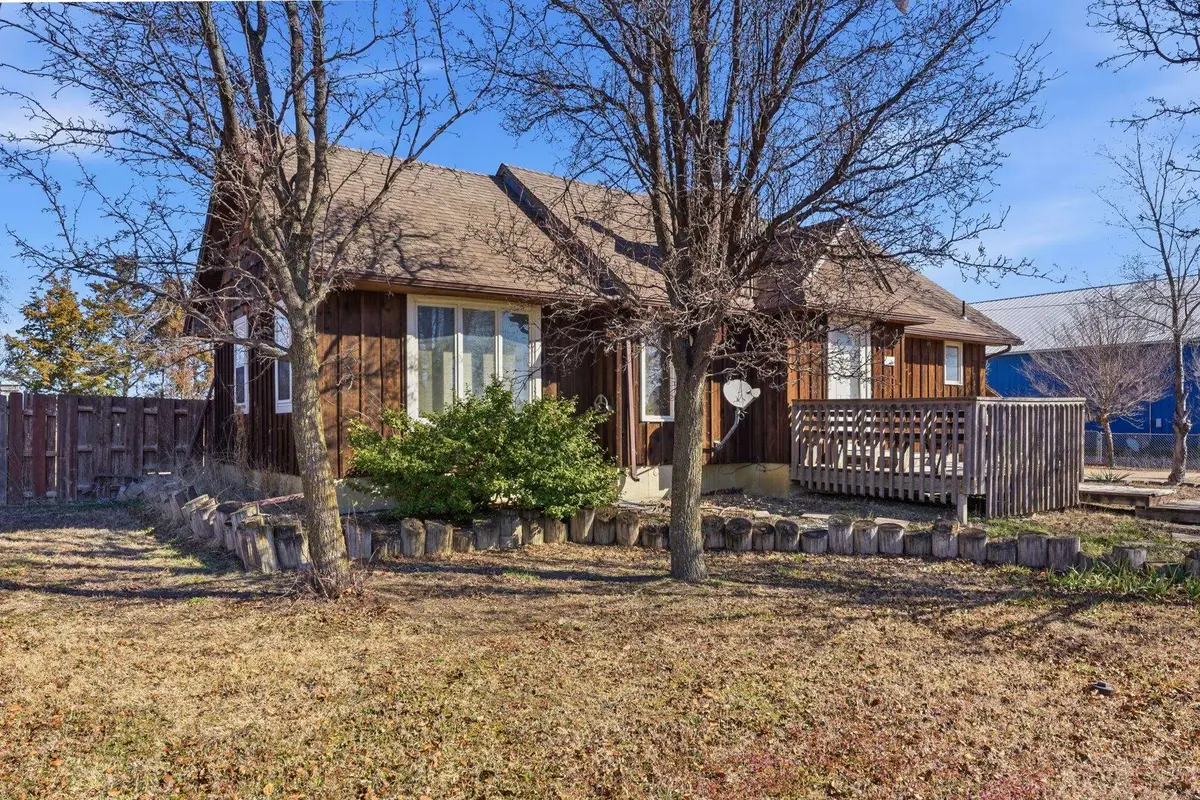 718 E Kechi Rd, Kechi, KS 67067 - #1
