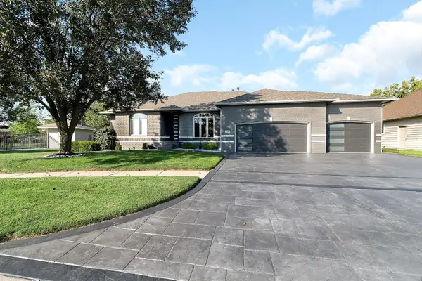 1755 E Tiara Pines St, Derby, KS 67037