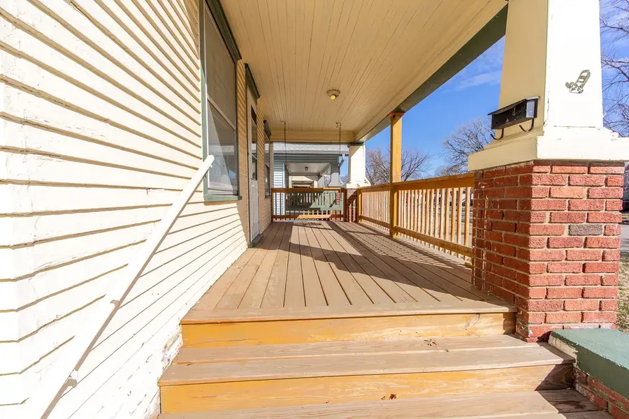 932 S 5th St, Salina, KS 67401 - #2