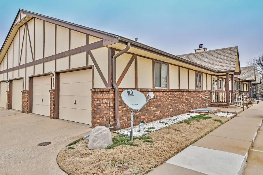 3536 W 2nd St N Apt 602, Wichita, KS 67203 - #3