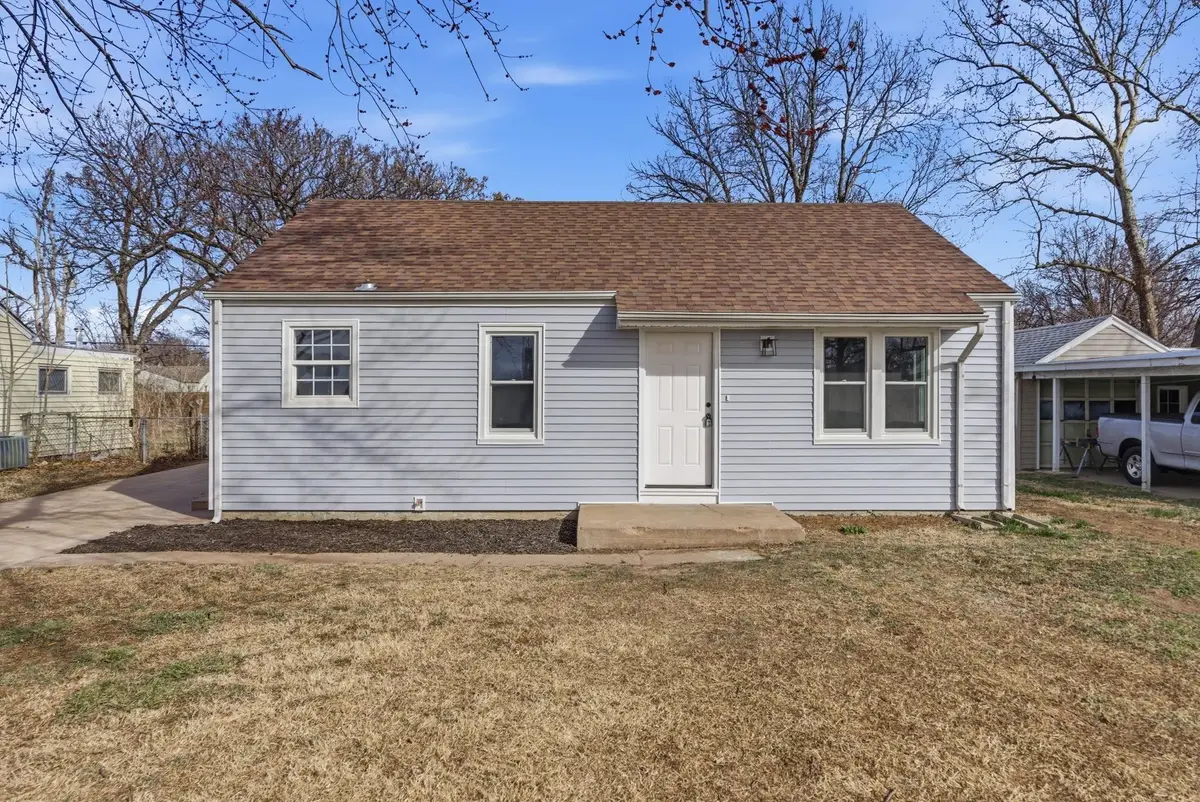 1734 S Madison Ave, Wichita, KS 67211 - #1