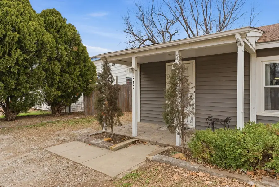 810 N Anna St, Wichita, KS 67212 - #2
