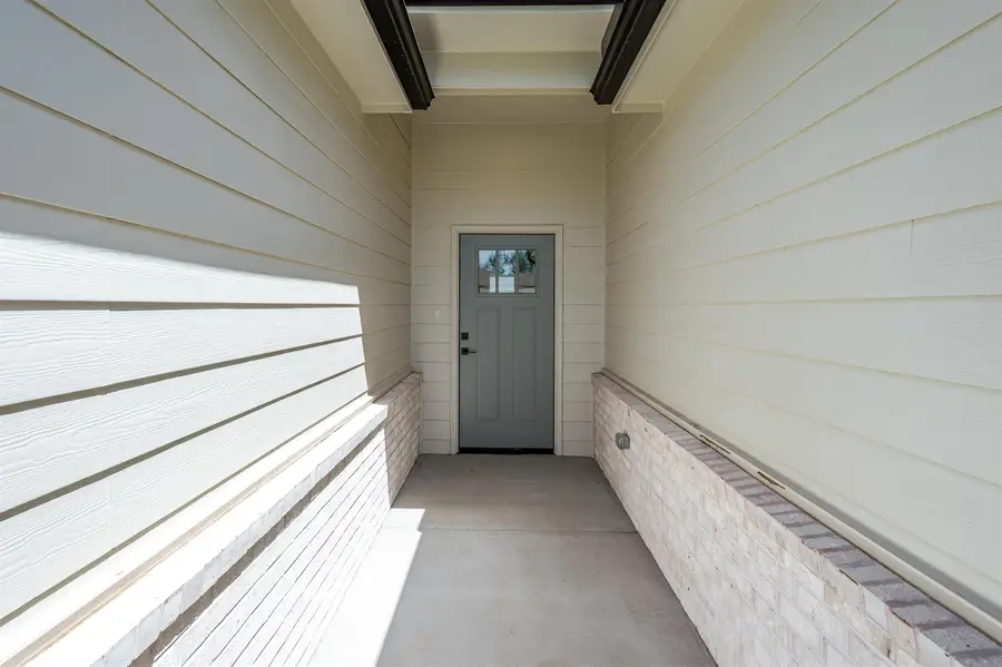 508 E Elmwood St, Park City, KS 67147 - #2