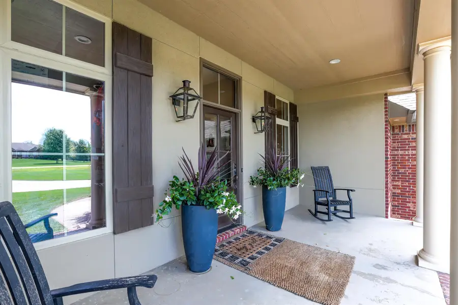 2630 S Brookmeadow Dr, Garden Plain, KS 67050 - #3