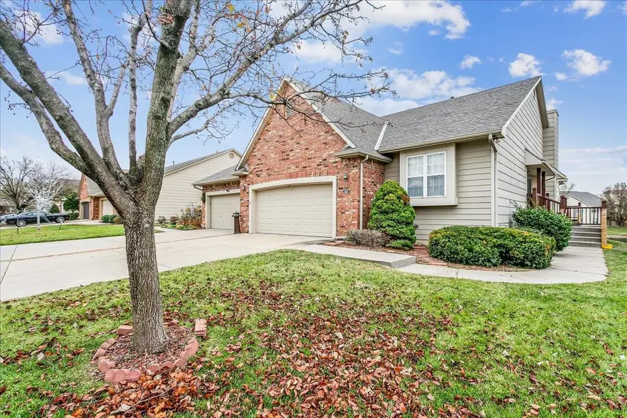 2373 N Lighthouse Cove St, Wichita, KS 67205 - #3