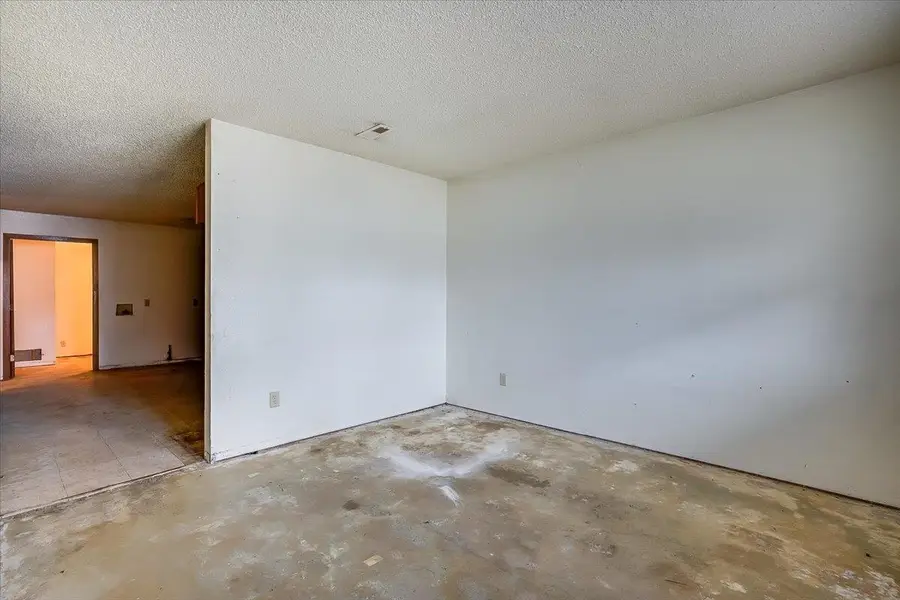 828 N Poplar, Wichita, KS 67214 - #2