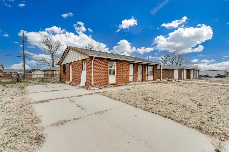 1614 E Del Mar St, Wichita, KS 67216 - #2