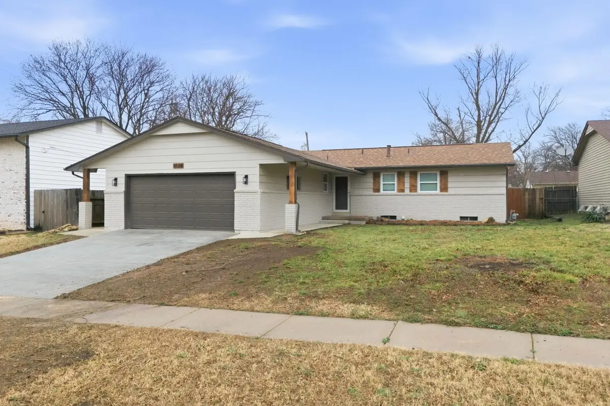8138 E Boston St, Wichita, KS 67207-3301 - #1