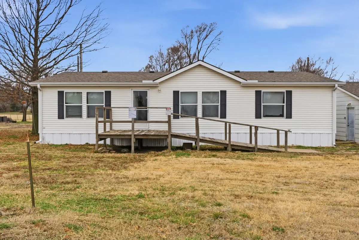 21311 85th Rd, Winfield, KS 67156 - #1