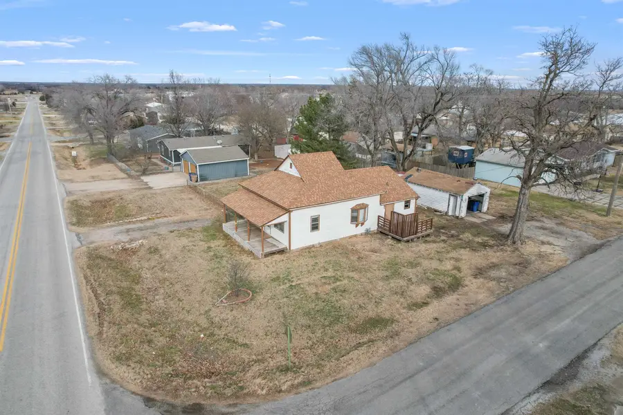 410 N Main, Benton, KS 67017 - #3