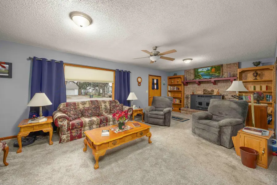 241 S Oak St, Howard, KS 67349 - #2