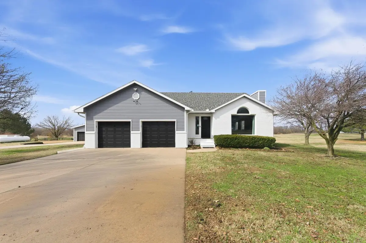 235 N Tyler Rd, Wellington, KS 67152 - #1