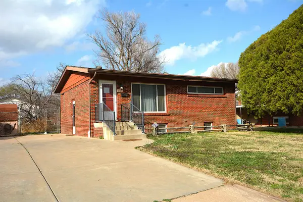 2128 W Haskell St, Wichita, KS 67213