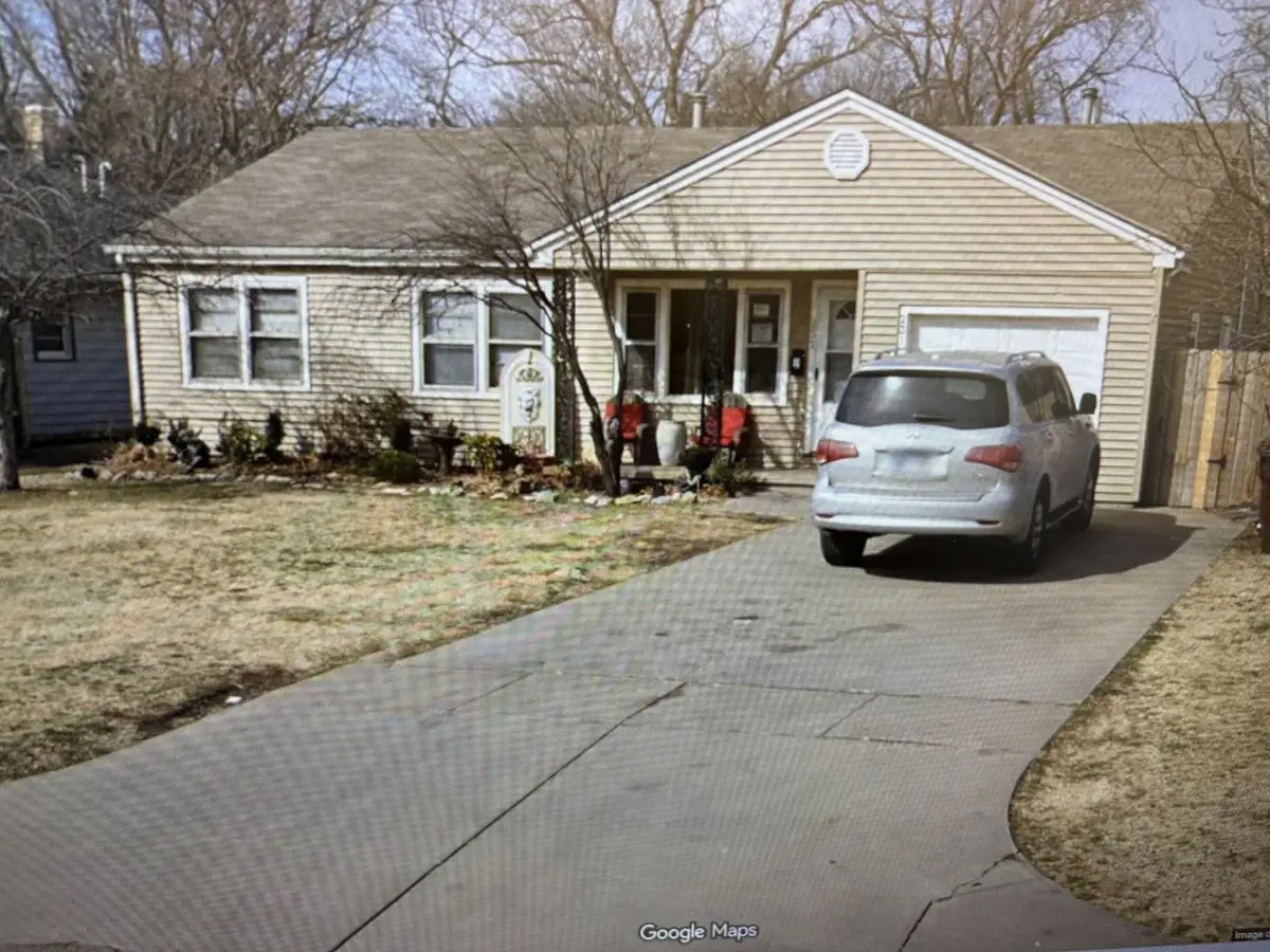 231 N Brookside, Wichita, KS 67208 - #1