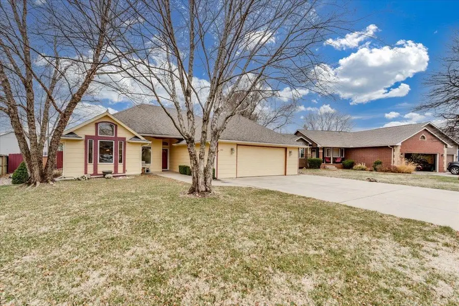 101 N Crosswood Ln, Derby, KS 67037 - #3