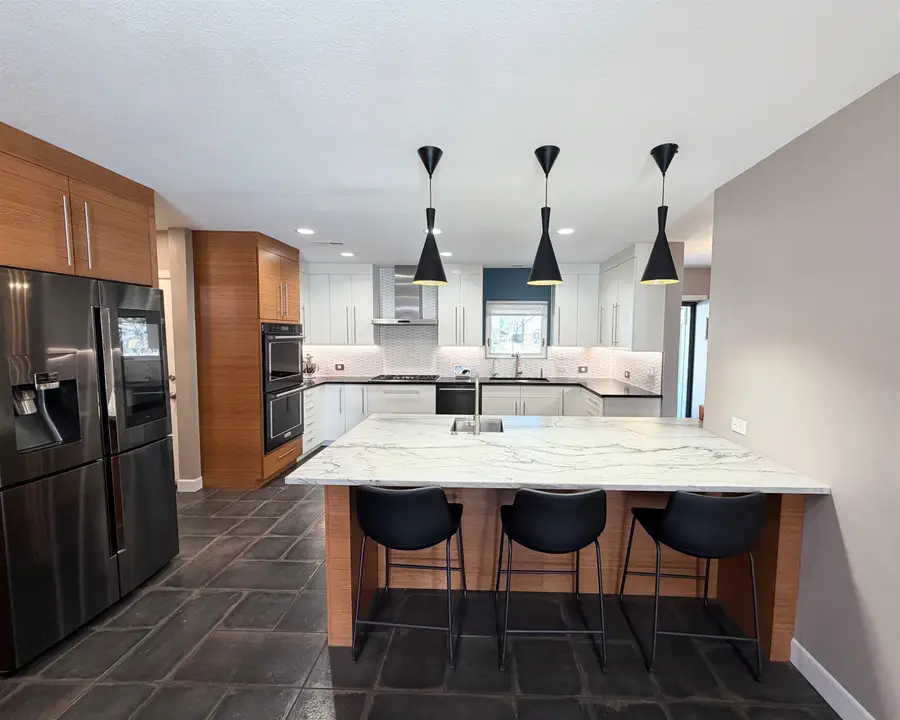 21 E Huntington St, Eastborough, KS 67206 - #3