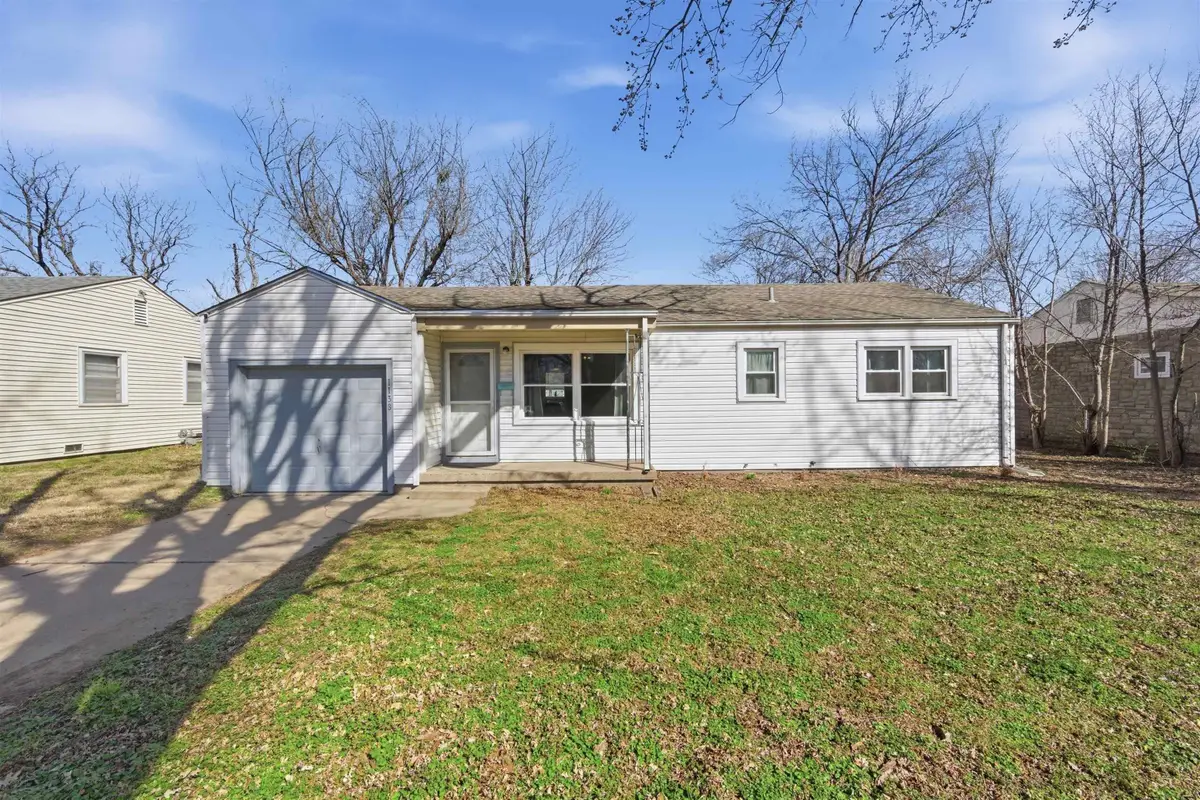 1138 E Tulsa St, Wichita, KS 67216 - #1