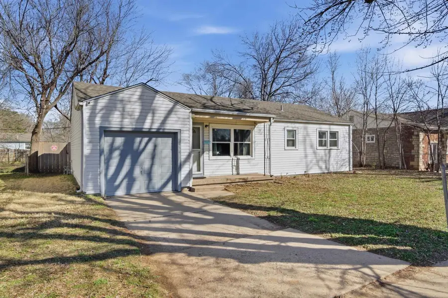 1138 E Tulsa St, Wichita, KS 67216 - #2