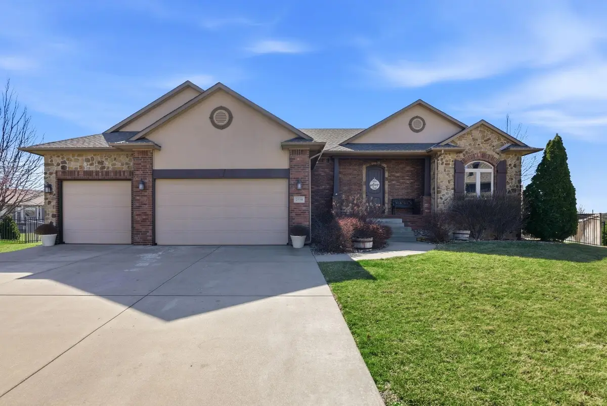 2510 N Chelmsford Ct, Wichita, KS 67228 - #1