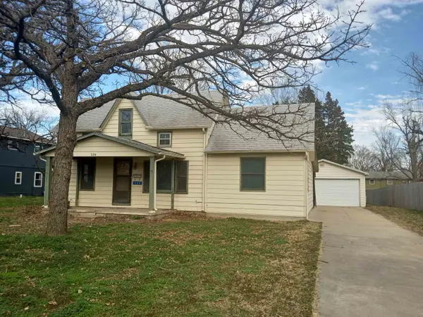 720 Main, Halstead, KS 67056