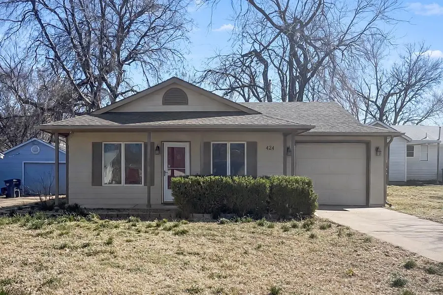 424 S Leonine Rd, Wichita, KS 67213 - #2