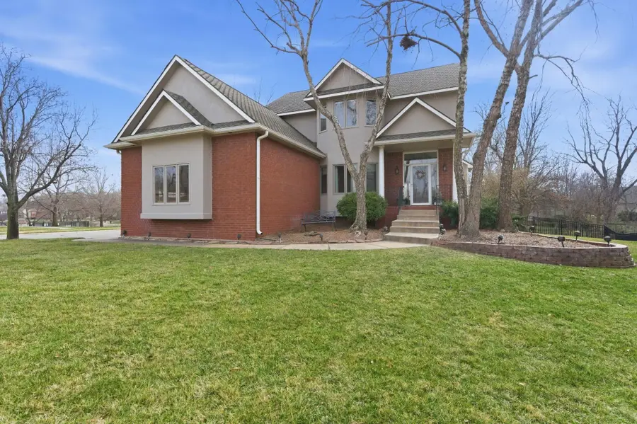 1221 N Hickory Creek Ct, Wichita, KS 67235 - #2