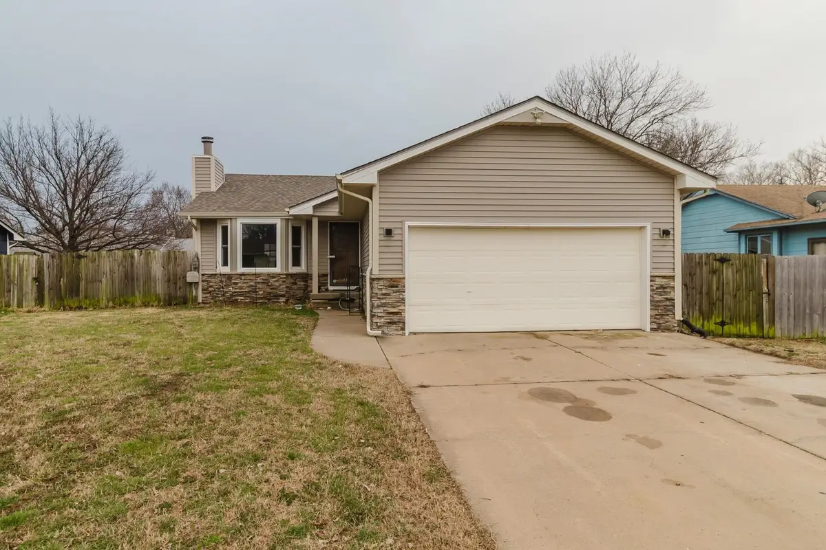 523 W Maywood St, Wichita, KS 67217 - #1