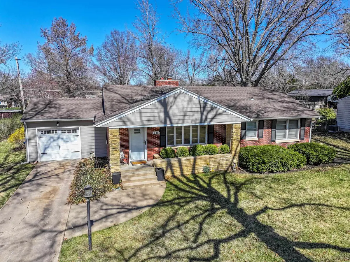 736 Harvard Ave, El Dorado, KS 67042 - #1