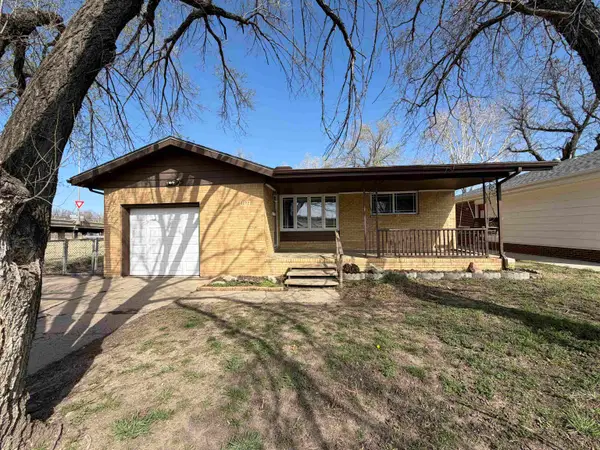 2202 E Blake St, Wichita, KS 67211