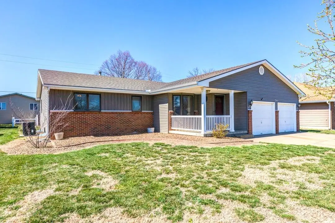 2342 Shalimar Dr, Salina, KS 67401 - #1