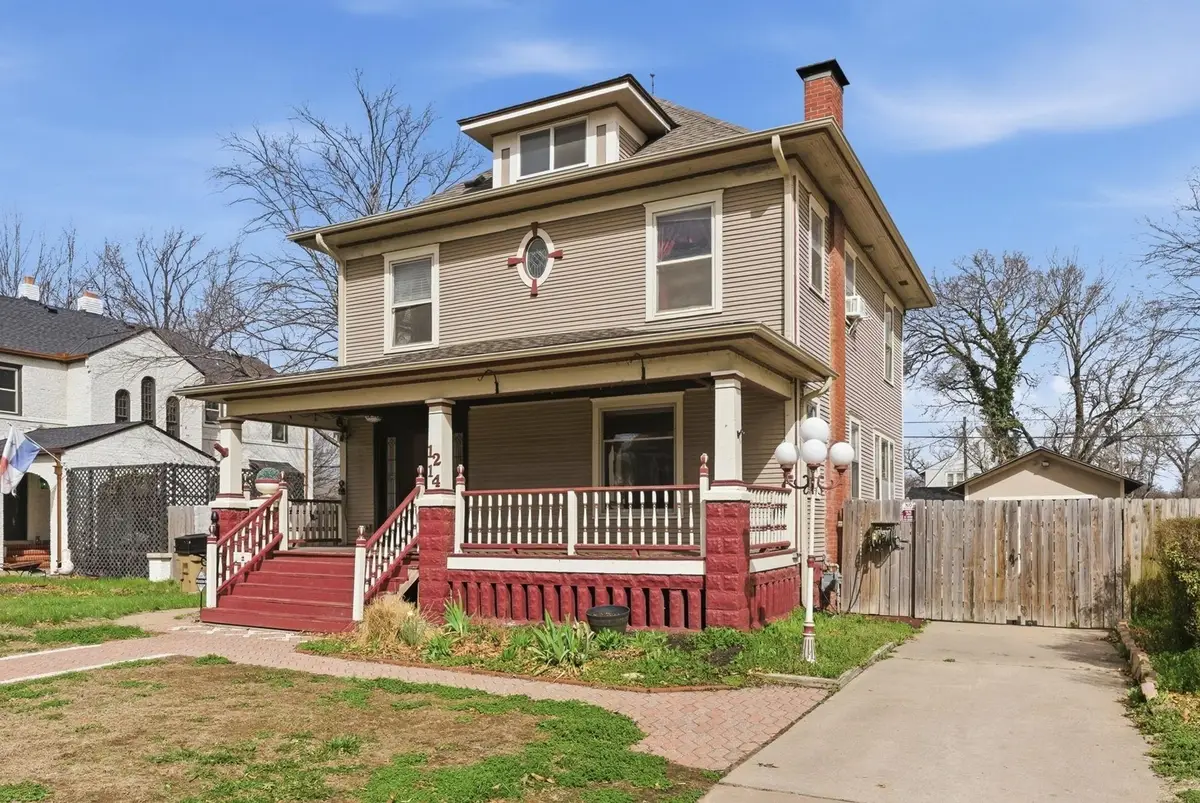1214 W Riverside, Wichita, KS 67203 - #1