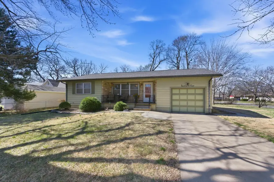 1205 Grove Ave, Newton, KS 67114 - #3