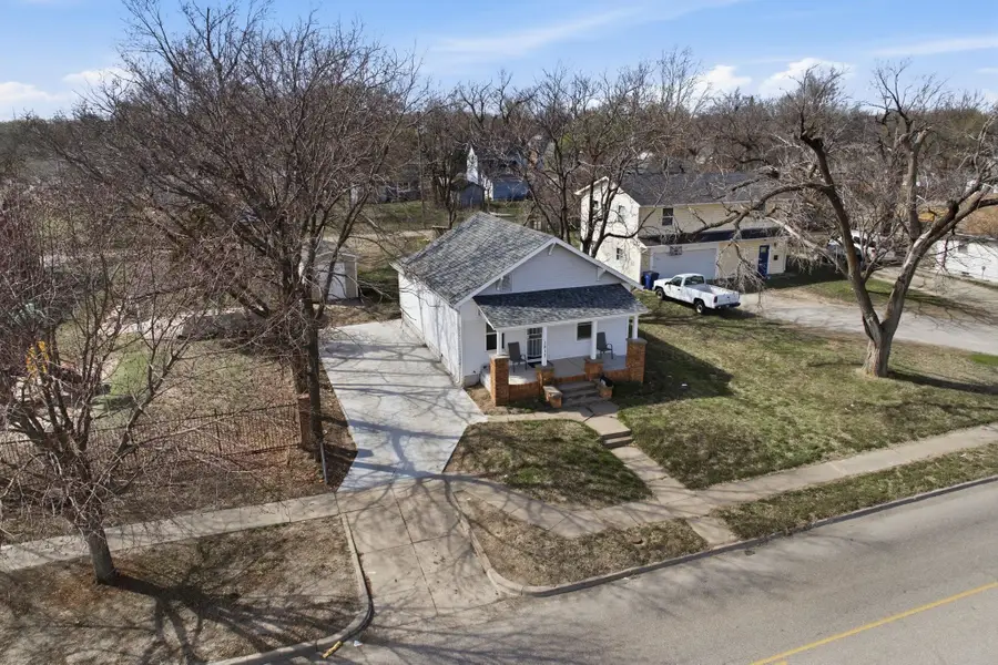 1815 S Hydraulic St, Wichita, KS 67211 - #3